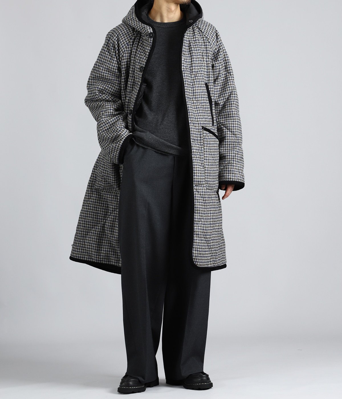 model(175cm / 60kg)B85 W75 H92 着用サイズ：L