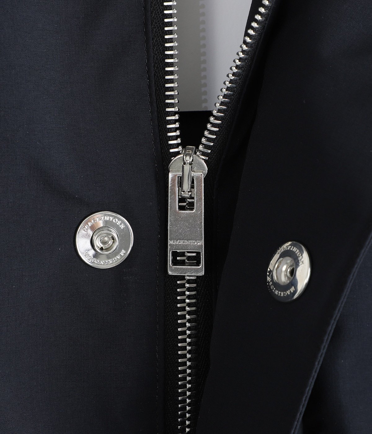 model(175cm / 60kg)B85 W75 H92 着用サイズ：40