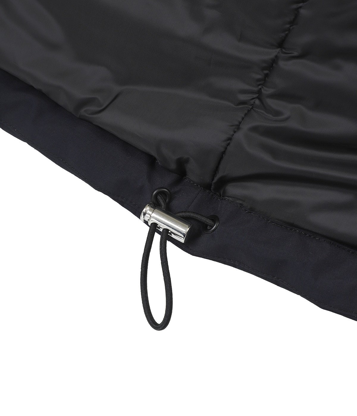 model(175cm / 60kg)B85 W75 H92 着用サイズ：40