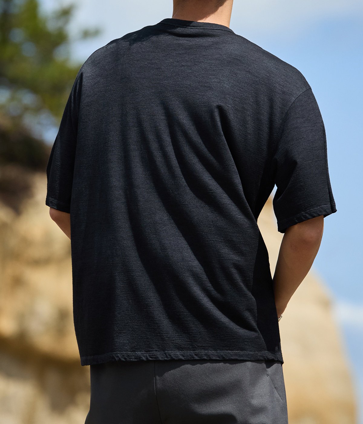 model（185cm） 着用サイズ：L