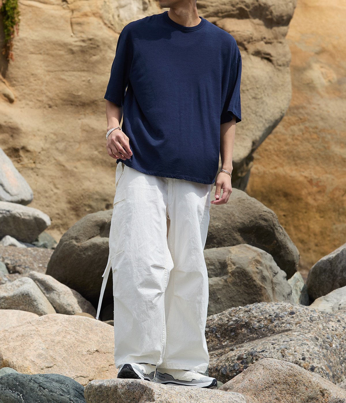 model（185cm） 着用サイズ：L