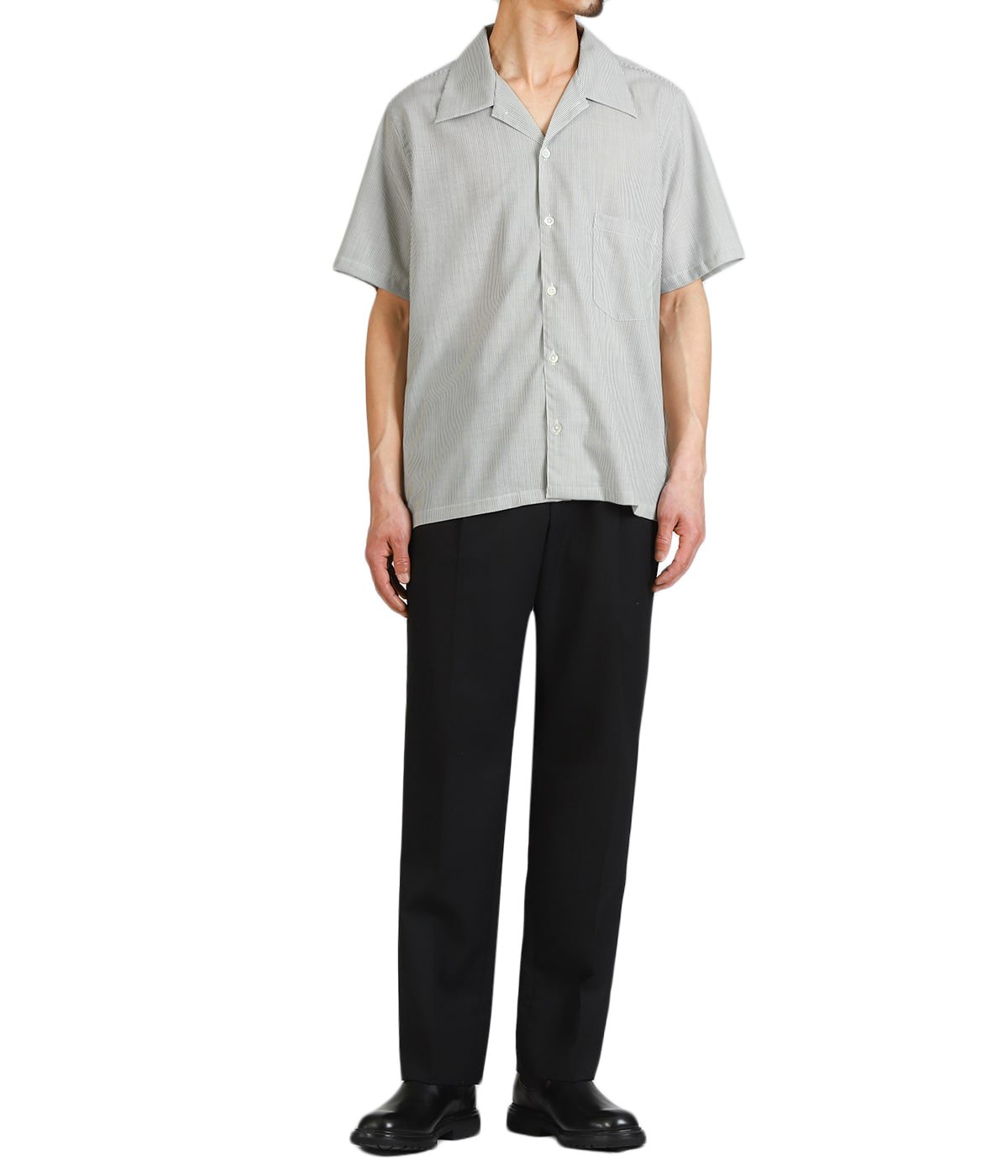model（175cm / 60kg）B85 W75 H92 着用サイズ：2