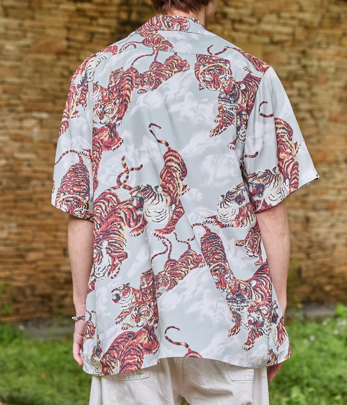 model（173cm） 着用サイズ：3(XL)