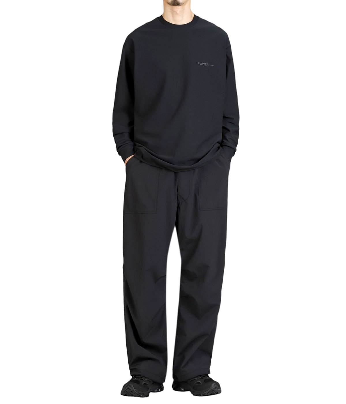 model(175cm / 60kg)B85 W75 H92 着用サイズ：L