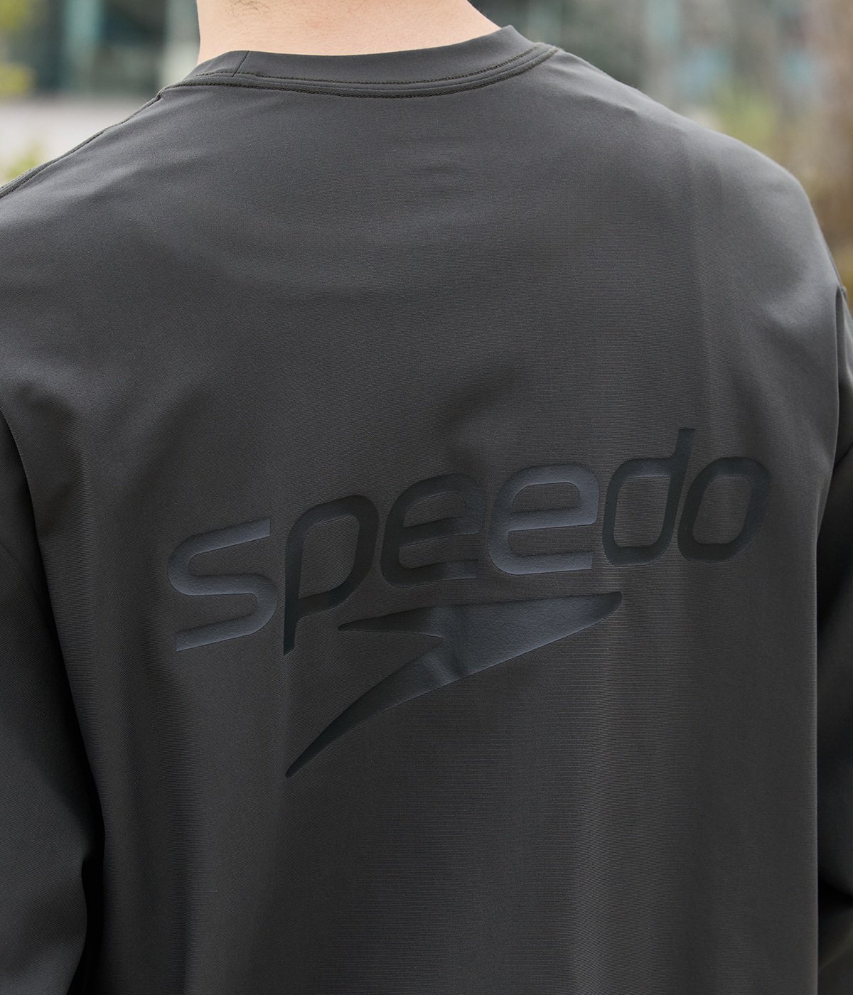 model（183cm） 着用サイズ：L