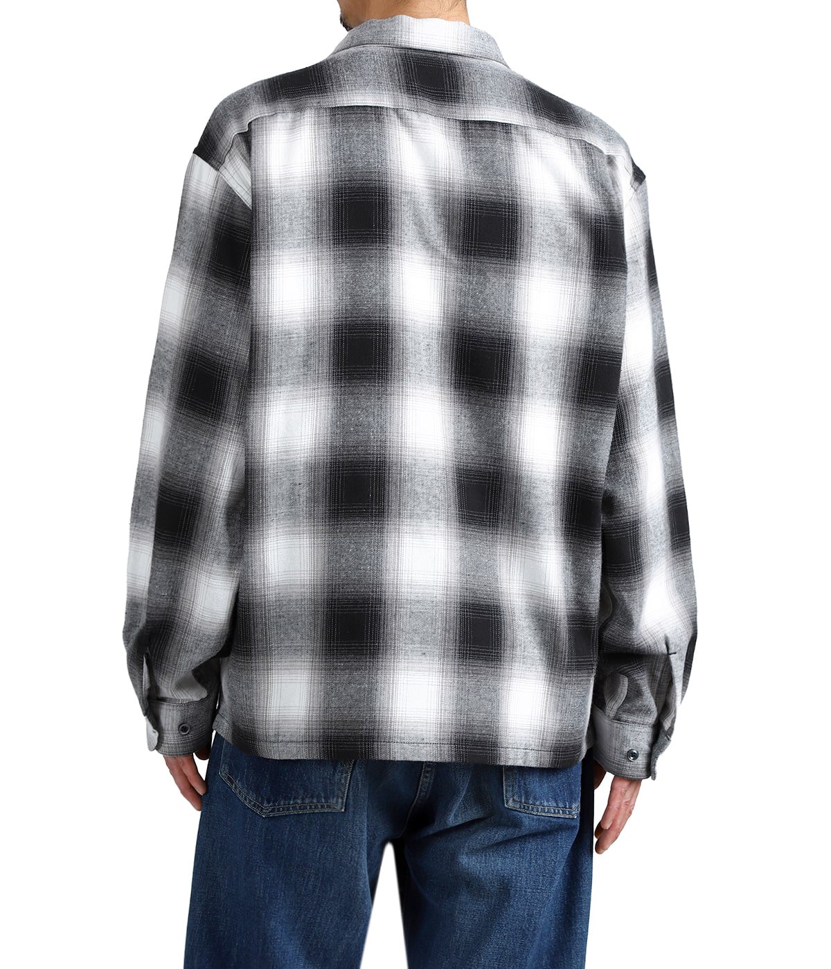 model(175cm / 60kg)B85 W75 H92 着用サイズ：L