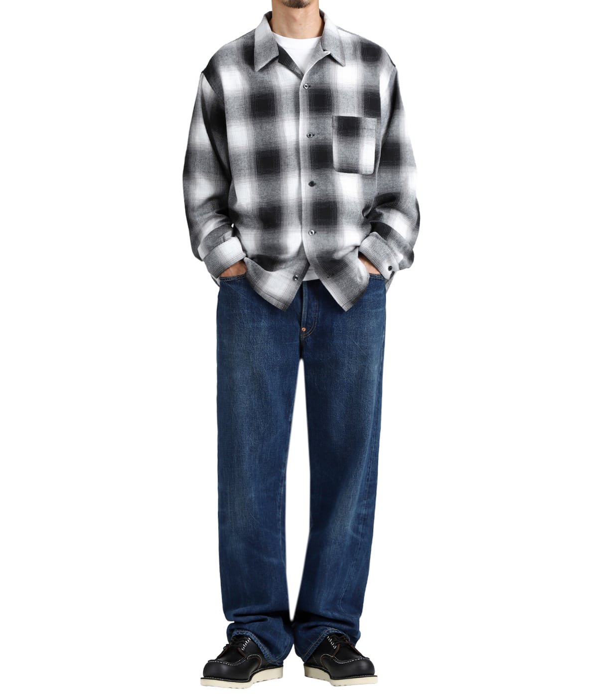 model(175cm / 60kg)B85 W75 H92 着用サイズ：L