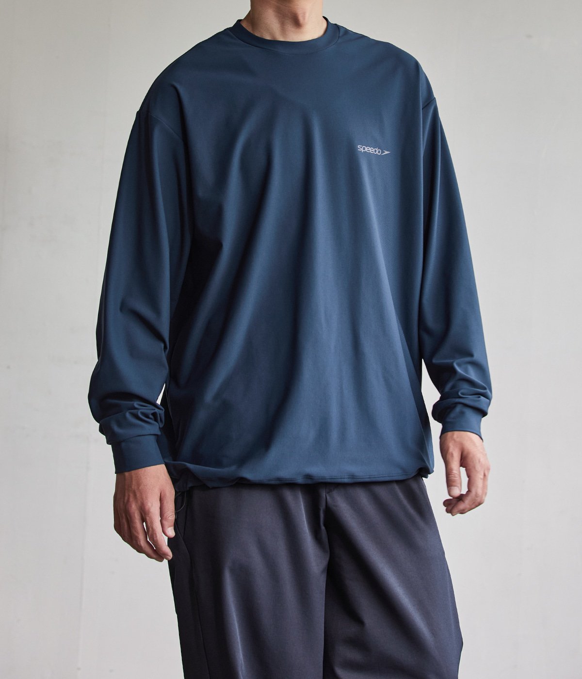 着用：model（177cm） 着用サイズ：O(XL)