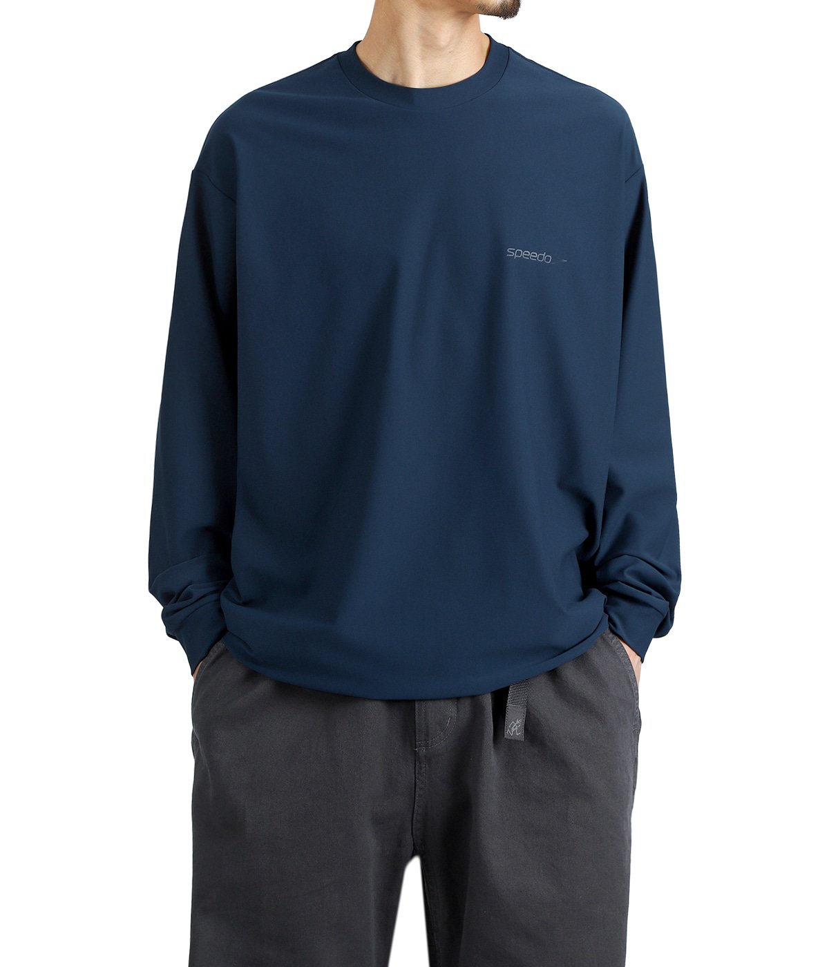 model(175cm / 60kg)B85 W75 H92 着用サイズ：O(XL)