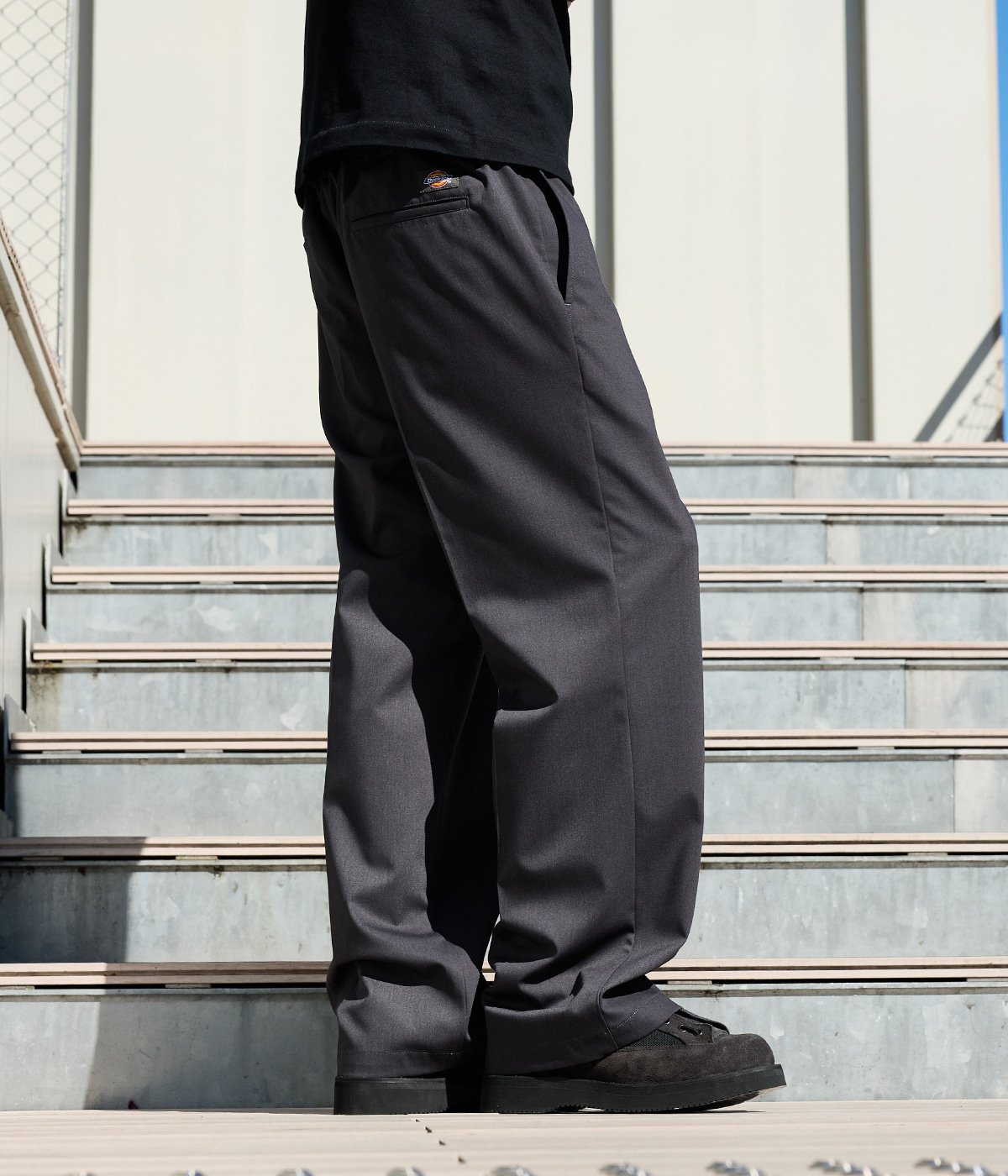 model（179cm） 着用サイズ：L