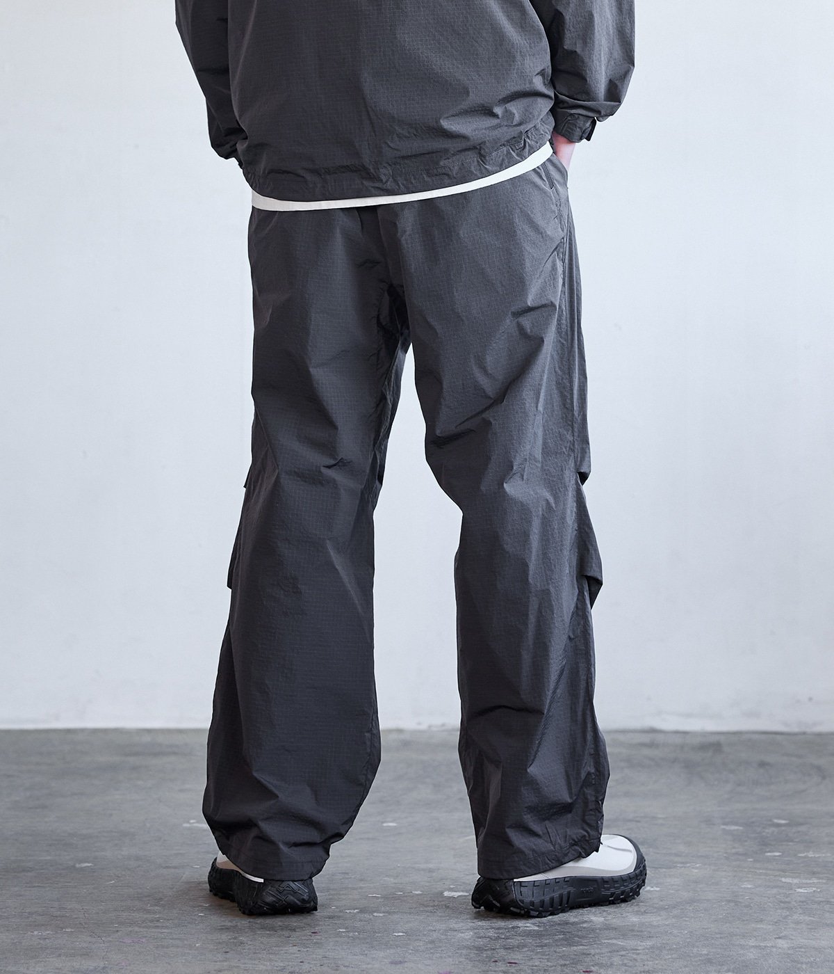〆 runrunさん専用 Кросівки Puma R78 TREK LTH зелено-чорні 38320203 - купити на