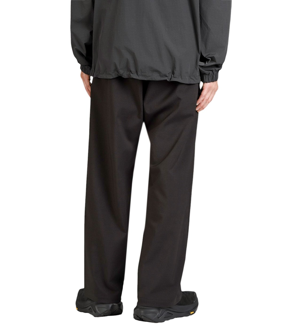 別注】Dry Stretch Twill Tuck Straight Pants | Goldwin(ゴールド