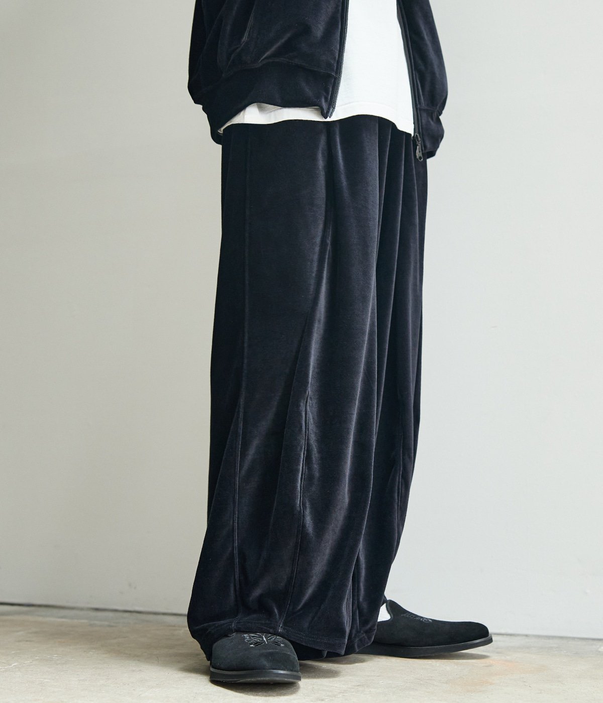 model（173cm） 着用サイズ：M