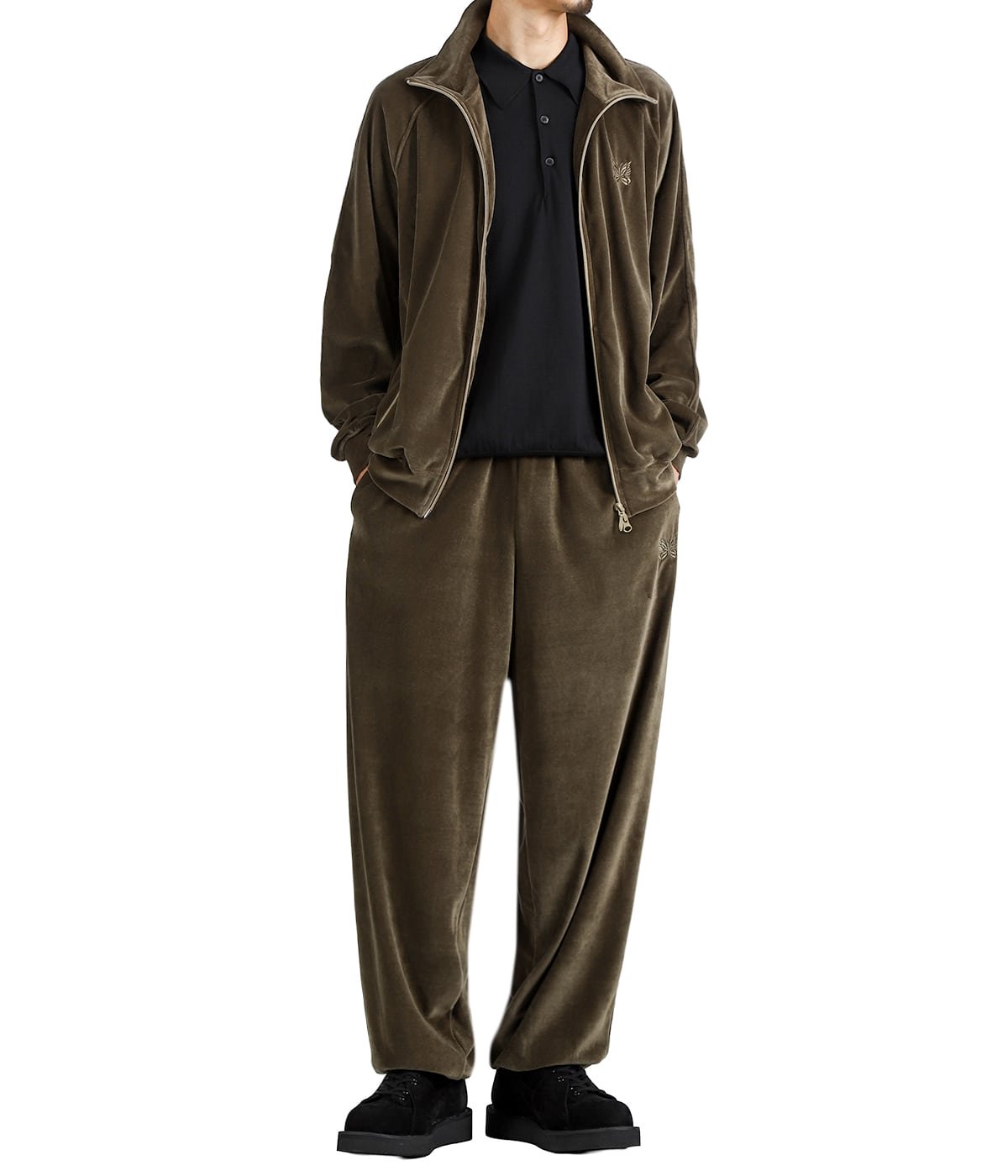 TOPS:別注 Track Jacket - C/Pe Velour を着用