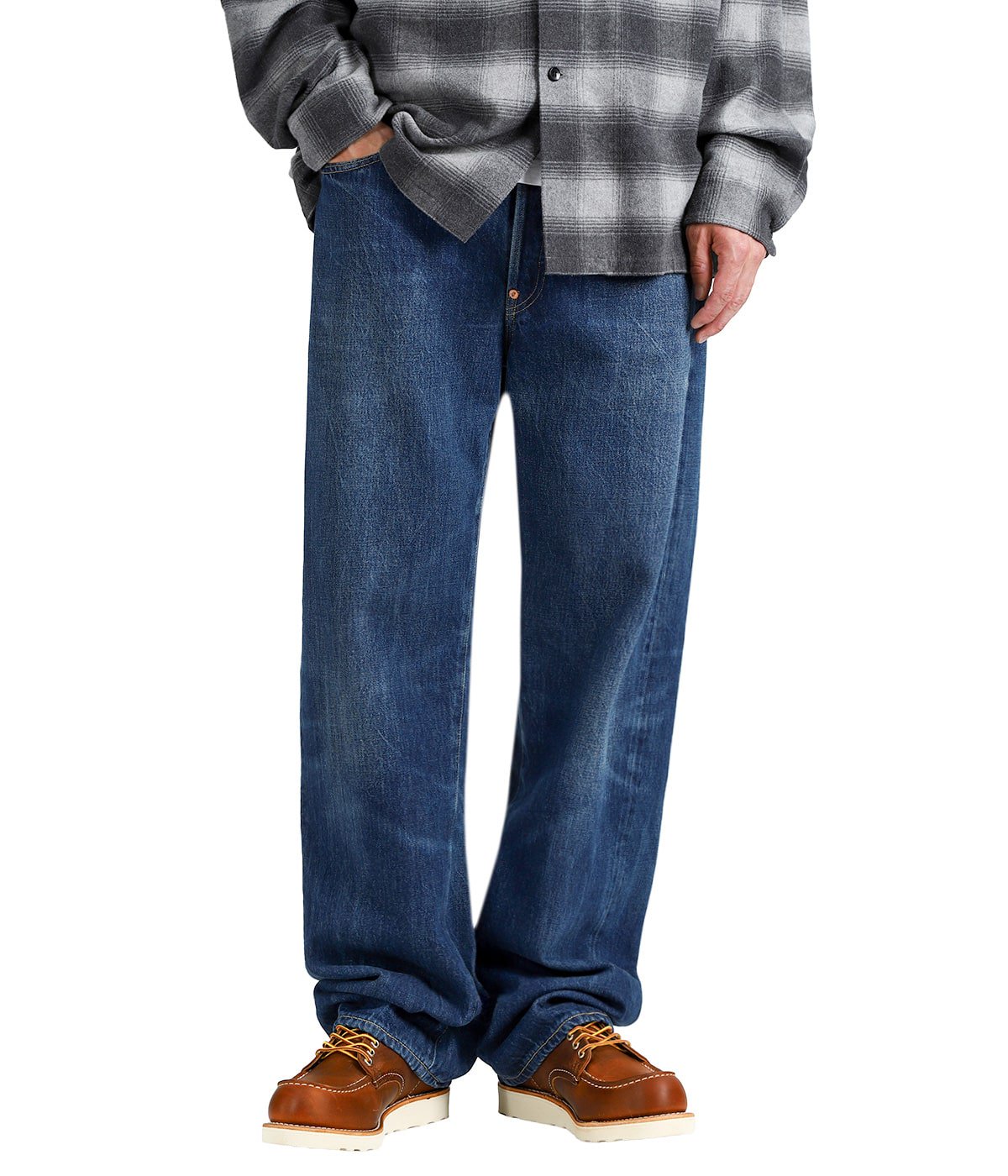 model(175cm / 60kg)B85 W75 H92 着用サイズ：32inch