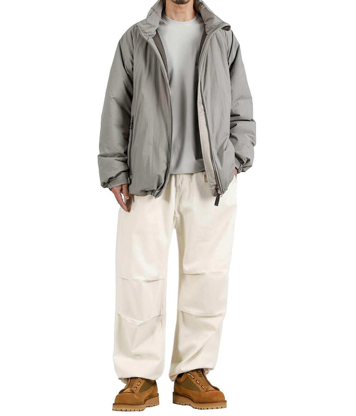 model(175cm / 60kg)B85 W75 H92 着用サイズ：M