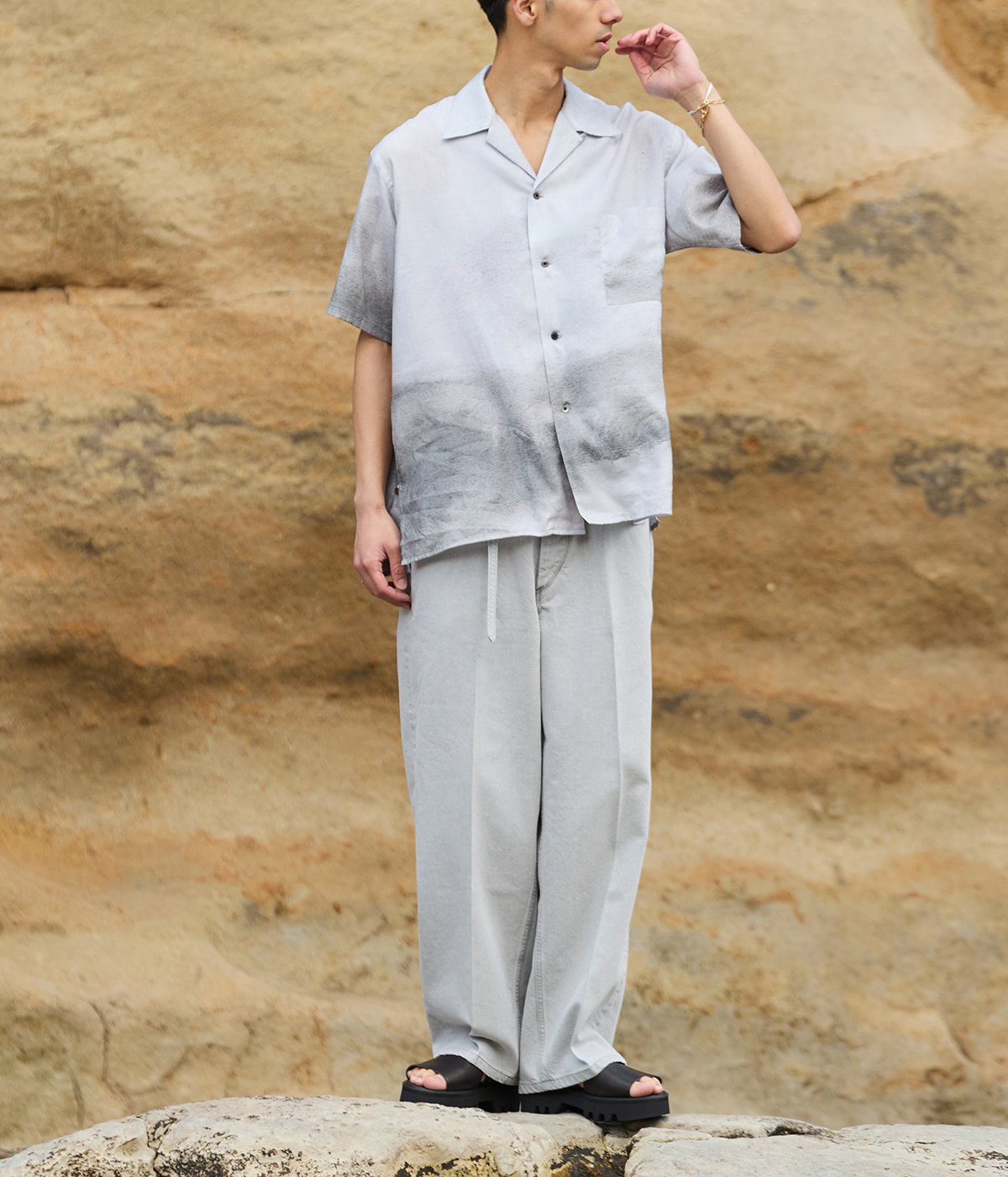 model（185cm） 着用サイズ：3