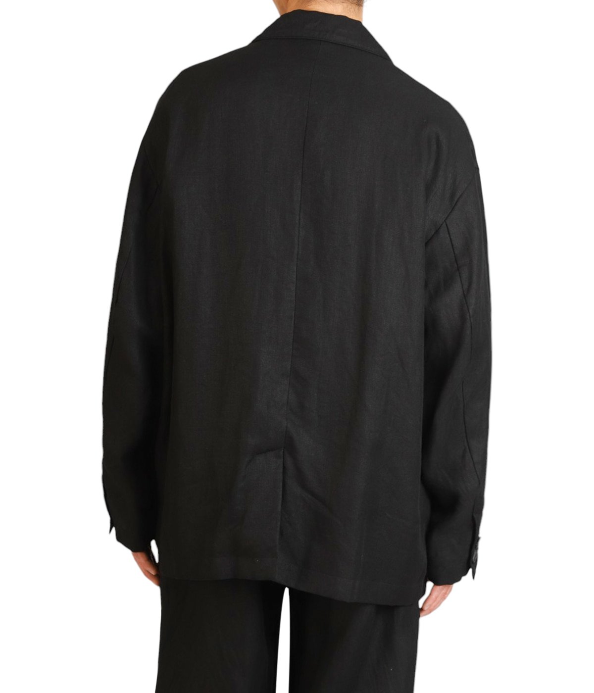 model（175cm / 60kg）B85 W75 H92 着用サイズ：L