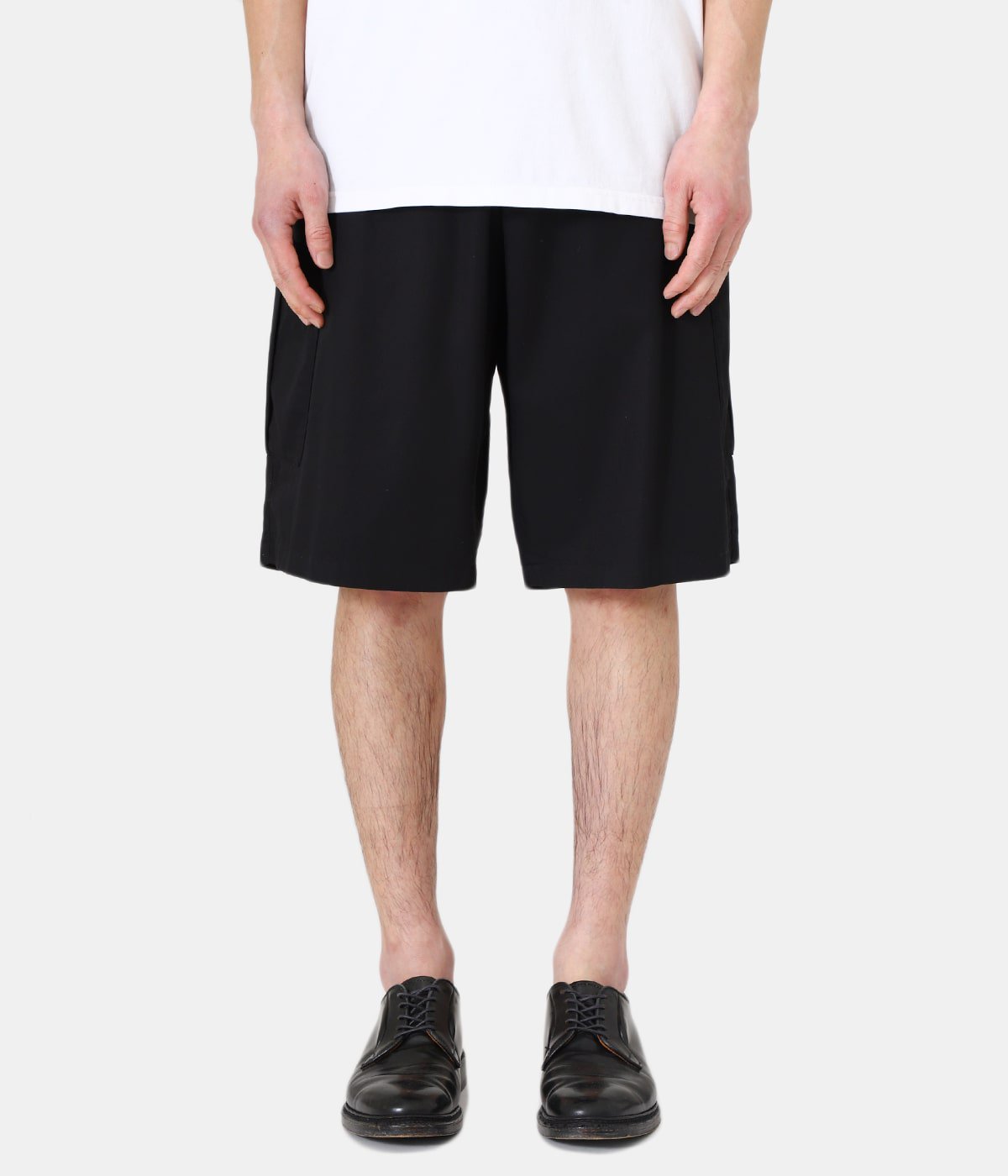 GABARDINE CARGO SHORTS