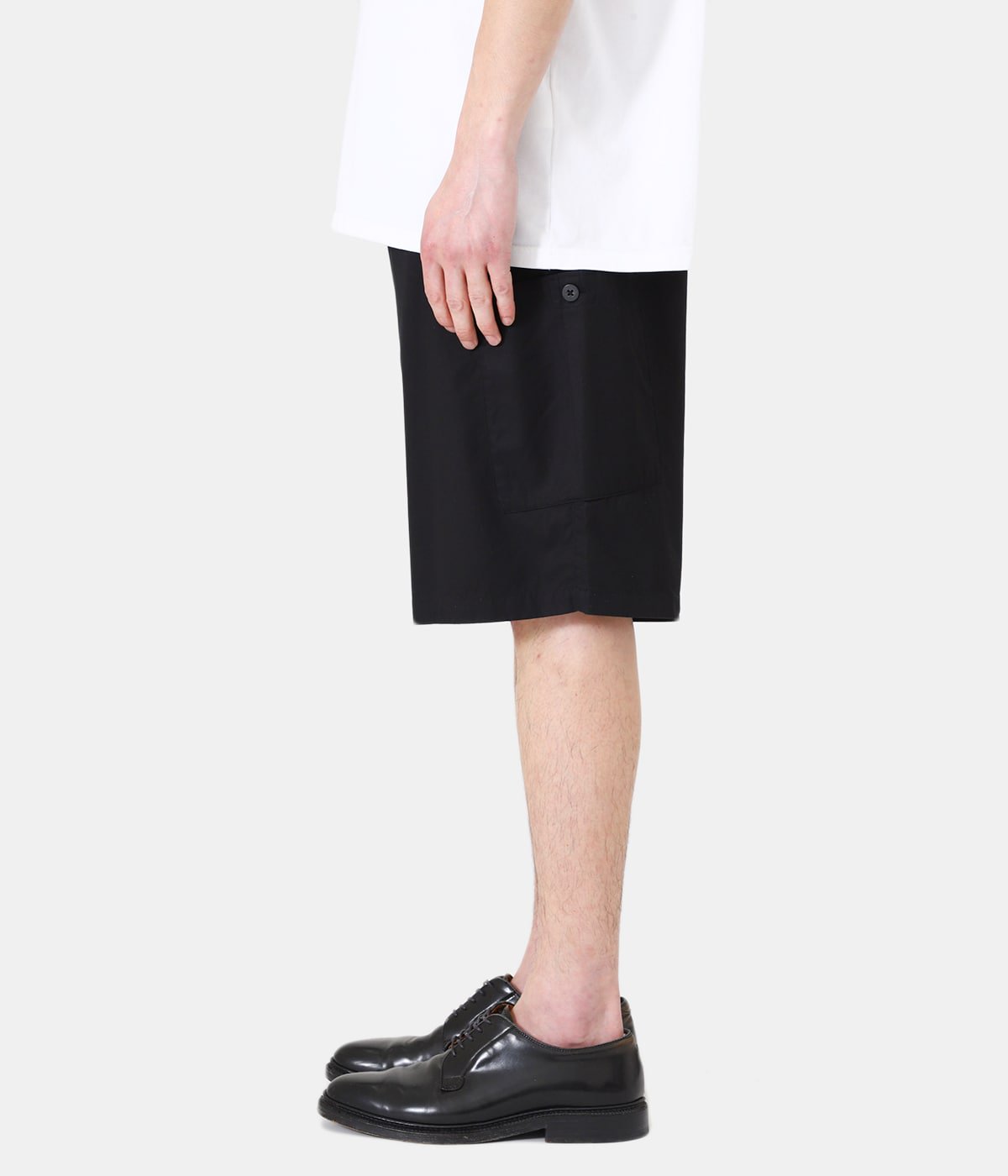 GABARDINE CARGO SHORTS