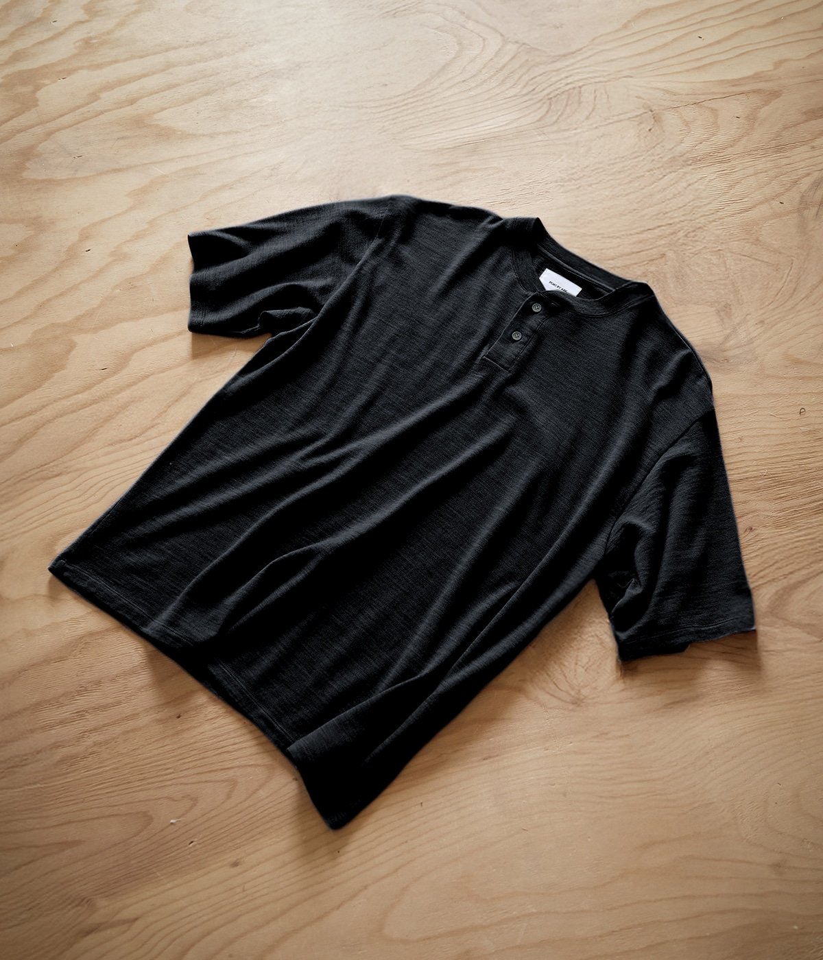 【新品未使用】PORT BY ARK☆ウールT ヘンリーネック☆1☆黒 Wool Henley Neck T-Shirt | PORT BY ARK(ポートバイアーク