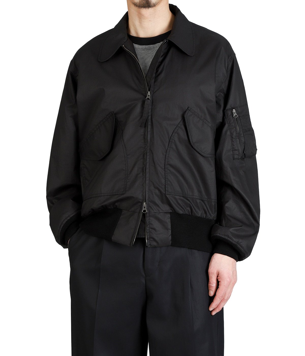 model（175cm / 60kg）B85 W75 H92 着用サイズ：2