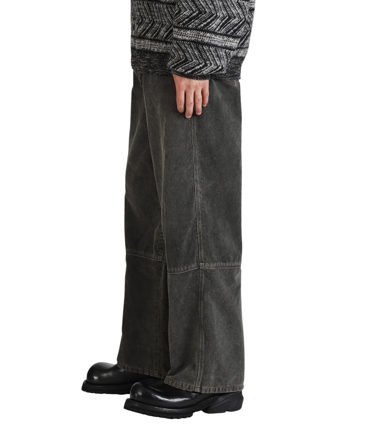 model(175cm / 60kg)B85 W75 H92 着用サイズ：2