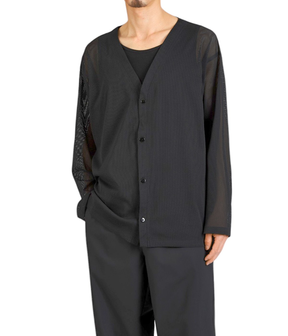 model（175cm / 60kg）B85 W75 H92 着用サイズ：M