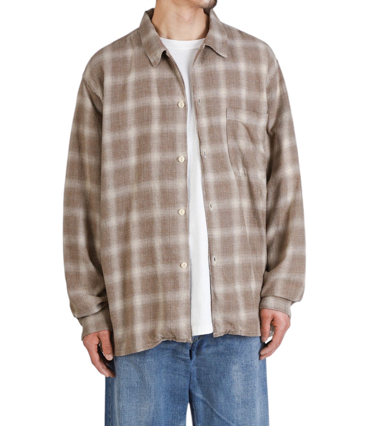 model（175cm / 60kg）B85 W75 H92 着用サイズ：L
