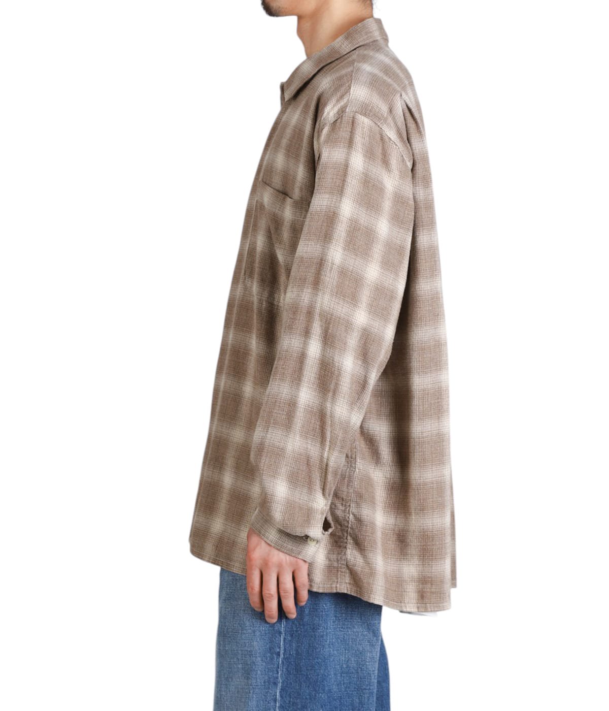 model（175cm / 60kg）B85 W75 H92 着用サイズ：L