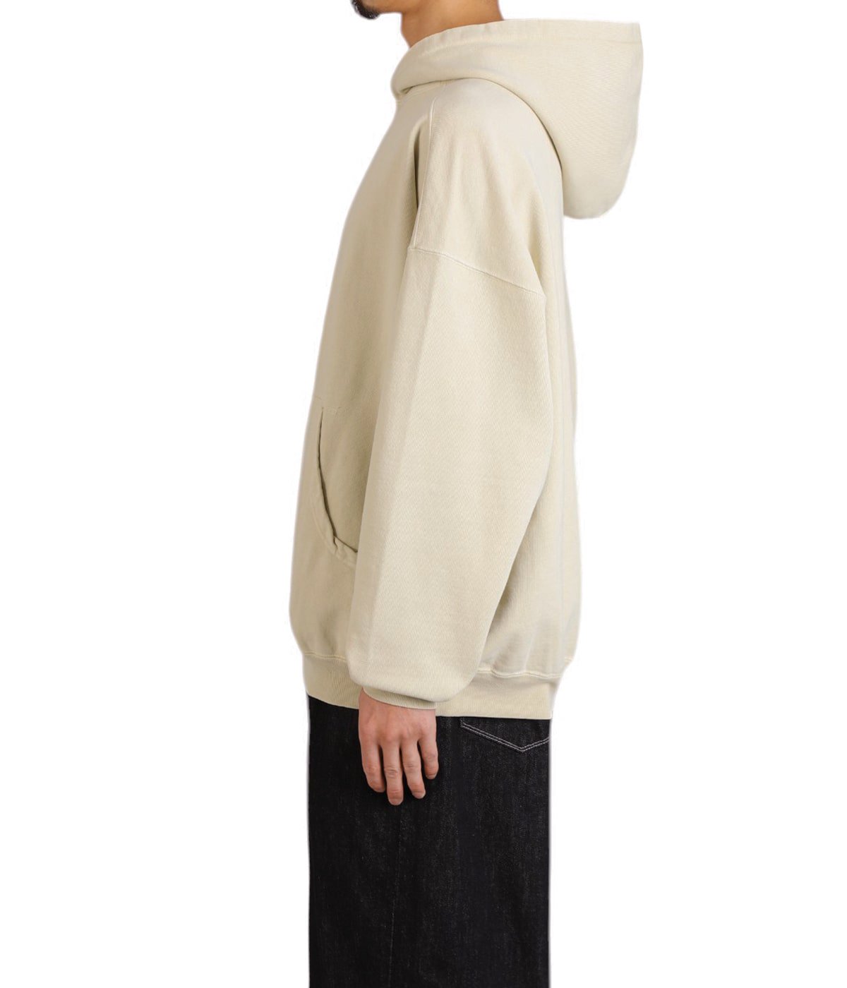 model(175cm / 60kg)B85 W75 H92 着用サイズ：M
