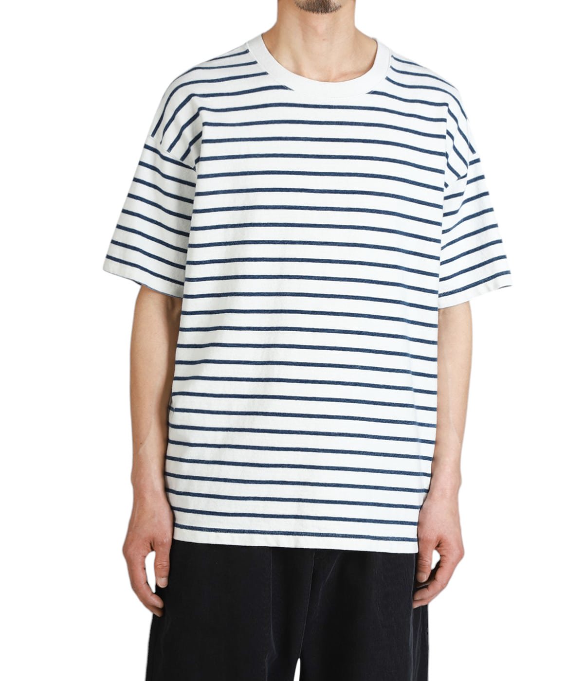 model（175cm / 60kg）B85 W75 H92 着用サイズ：L