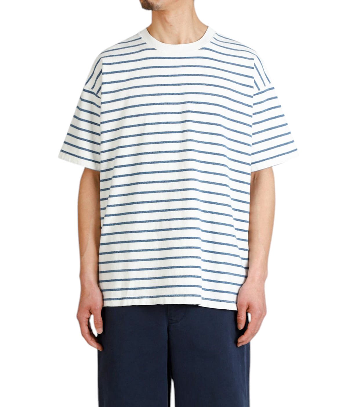 model（175cm / 60kg）B85 W75 H92 着用サイズ：L