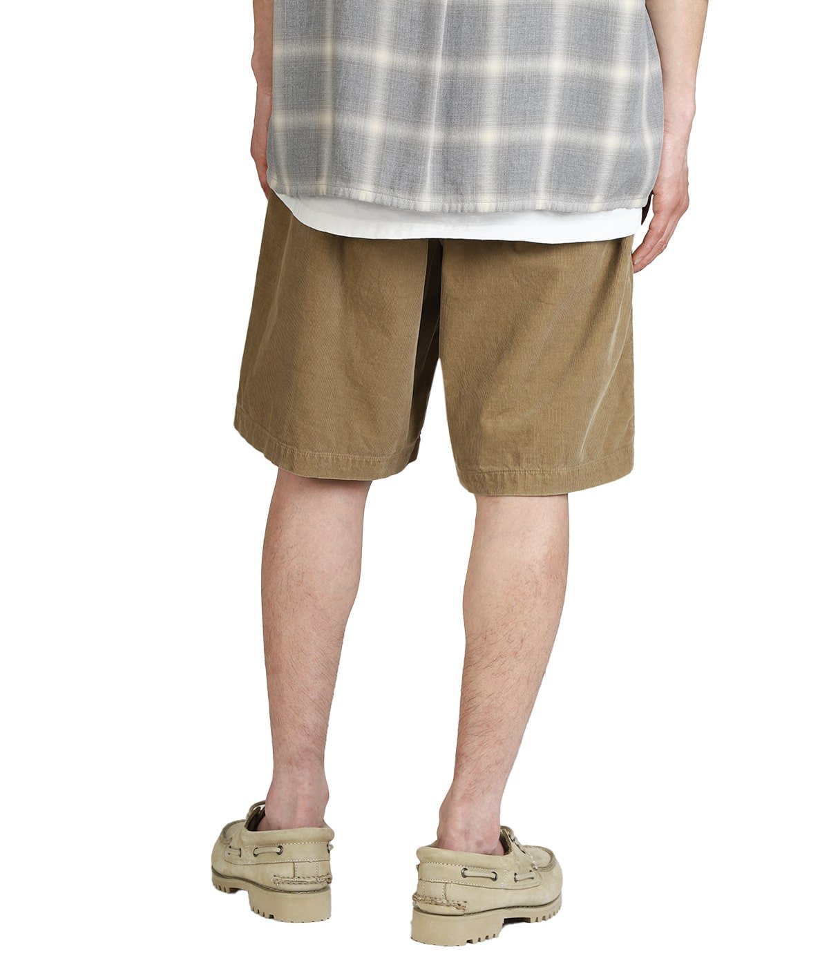 model（175cm / 60kg）B85 W75 H92 着用サイズ：L