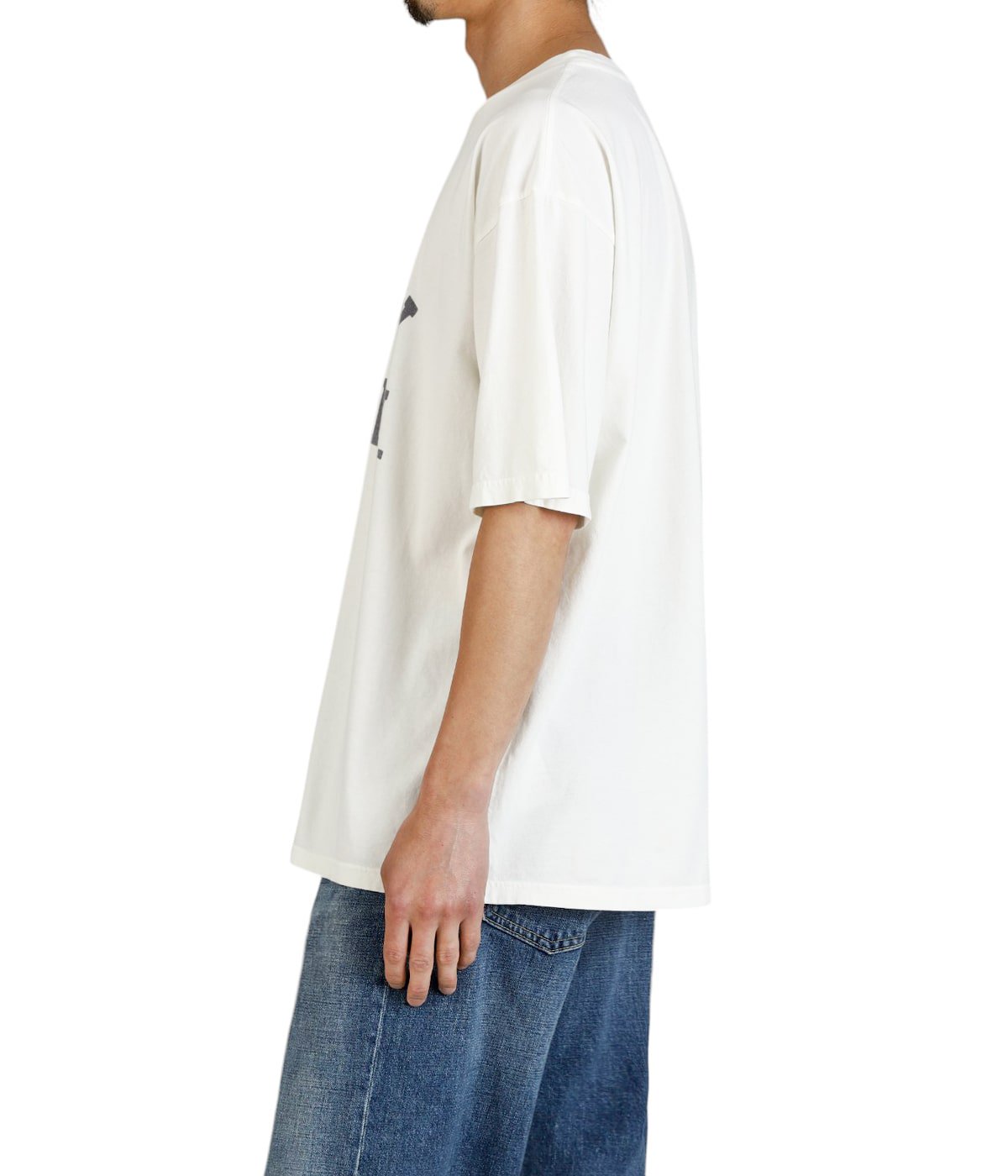 model（175cm / 60kg）B85 W75 H92 着用サイズ：L