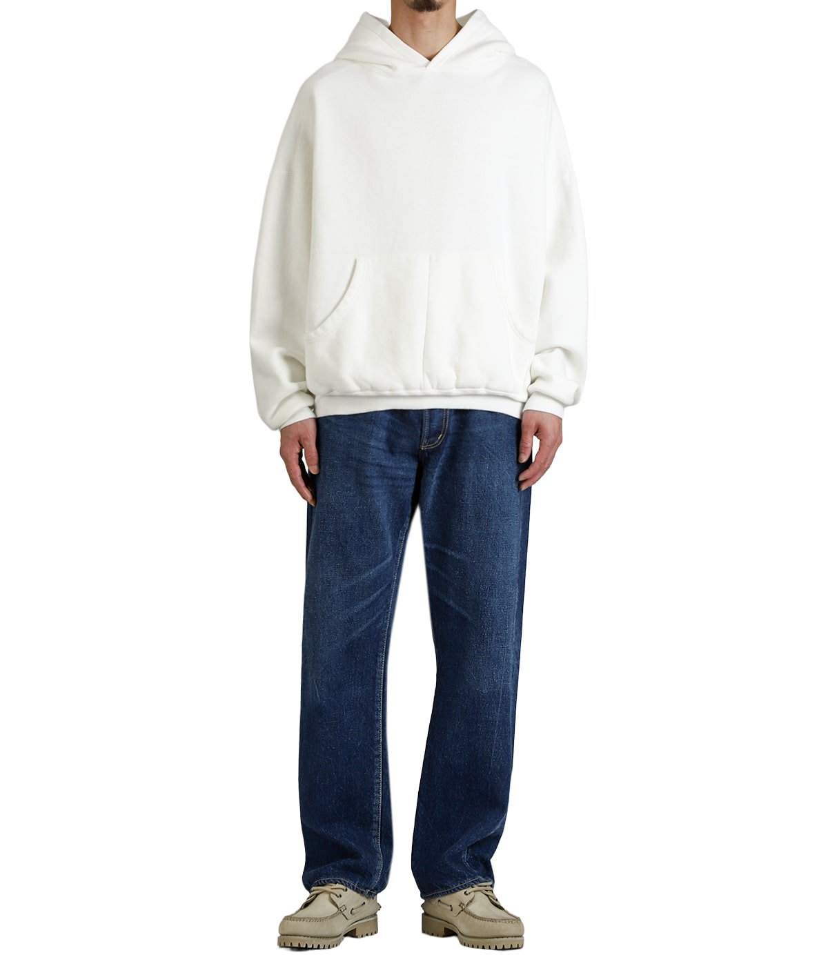 model（175cm / 60kg）B85 W75 H92 着用サイズ：L