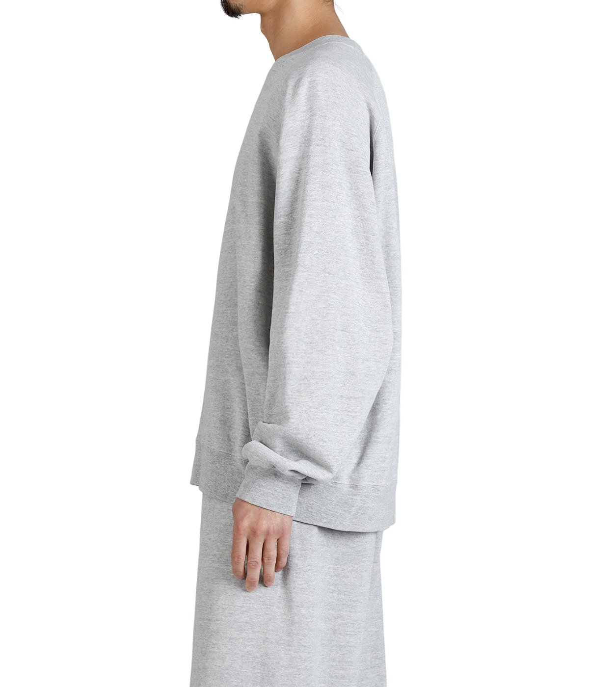 model（175cm / 60kg）B85 W75 H92 着用サイズ：L