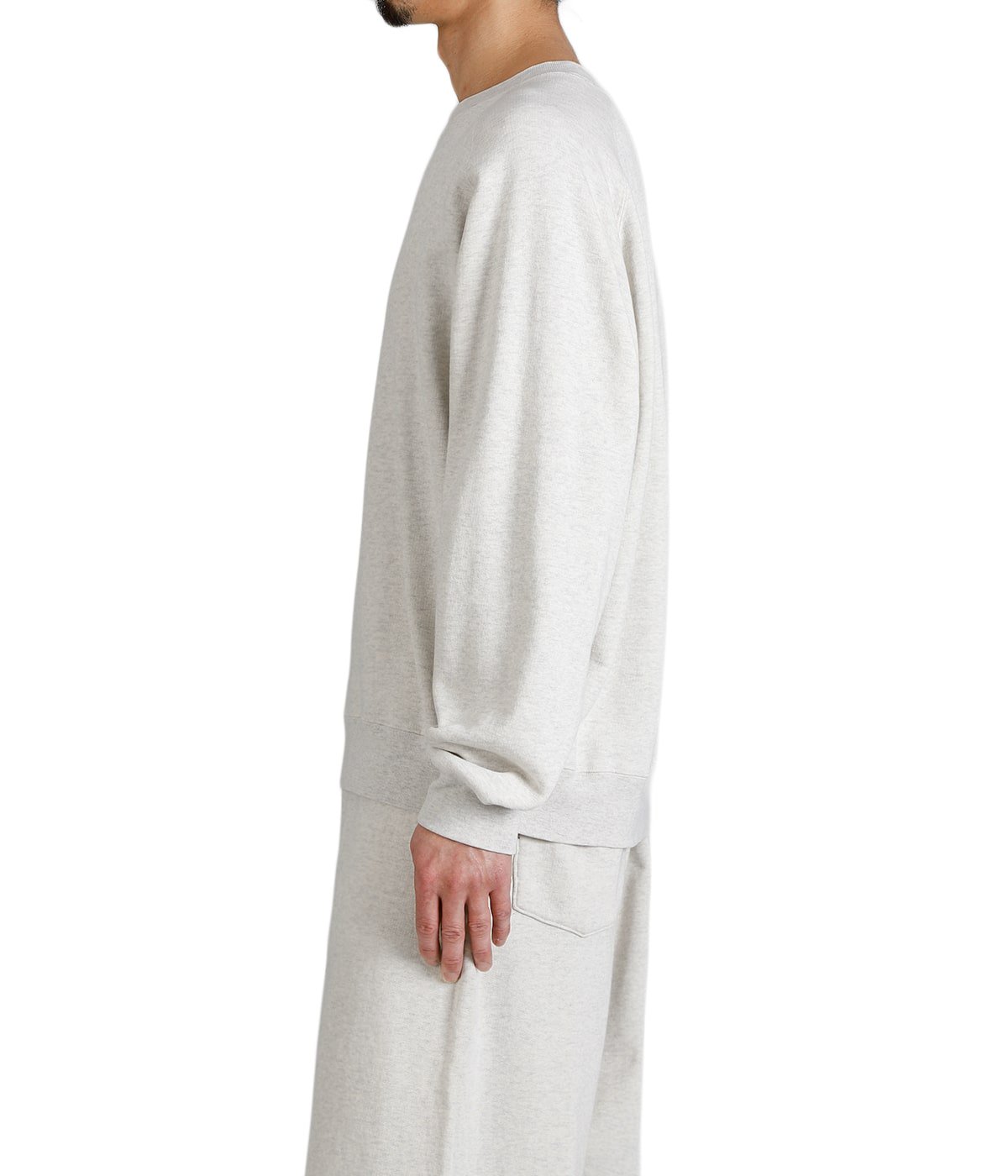 model（175cm / 60kg）B85 W75 H92 着用サイズ：L