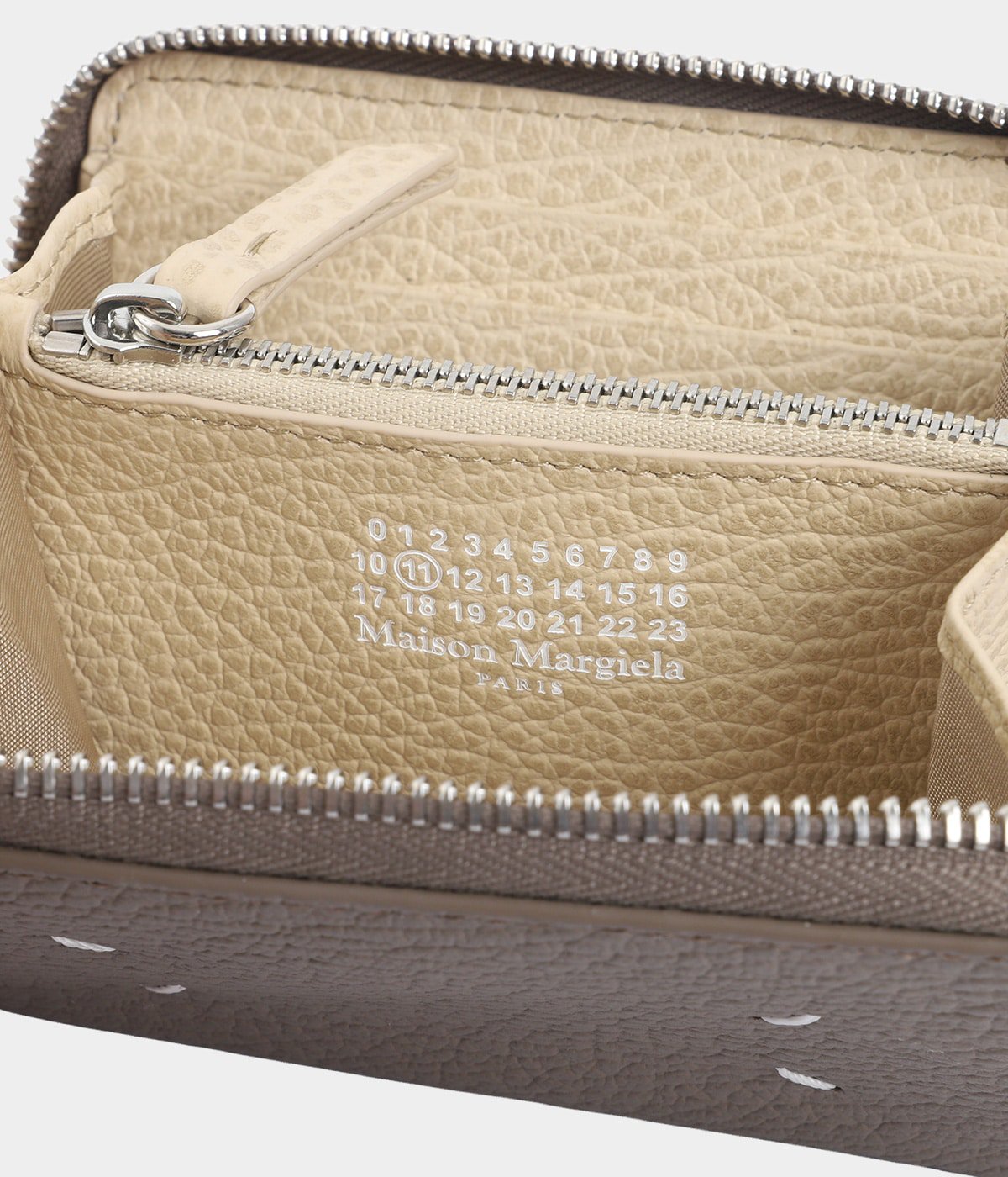 WALLET ZIP AROUND CONTINENTAL SMALL | Maison Margiela(メゾン
