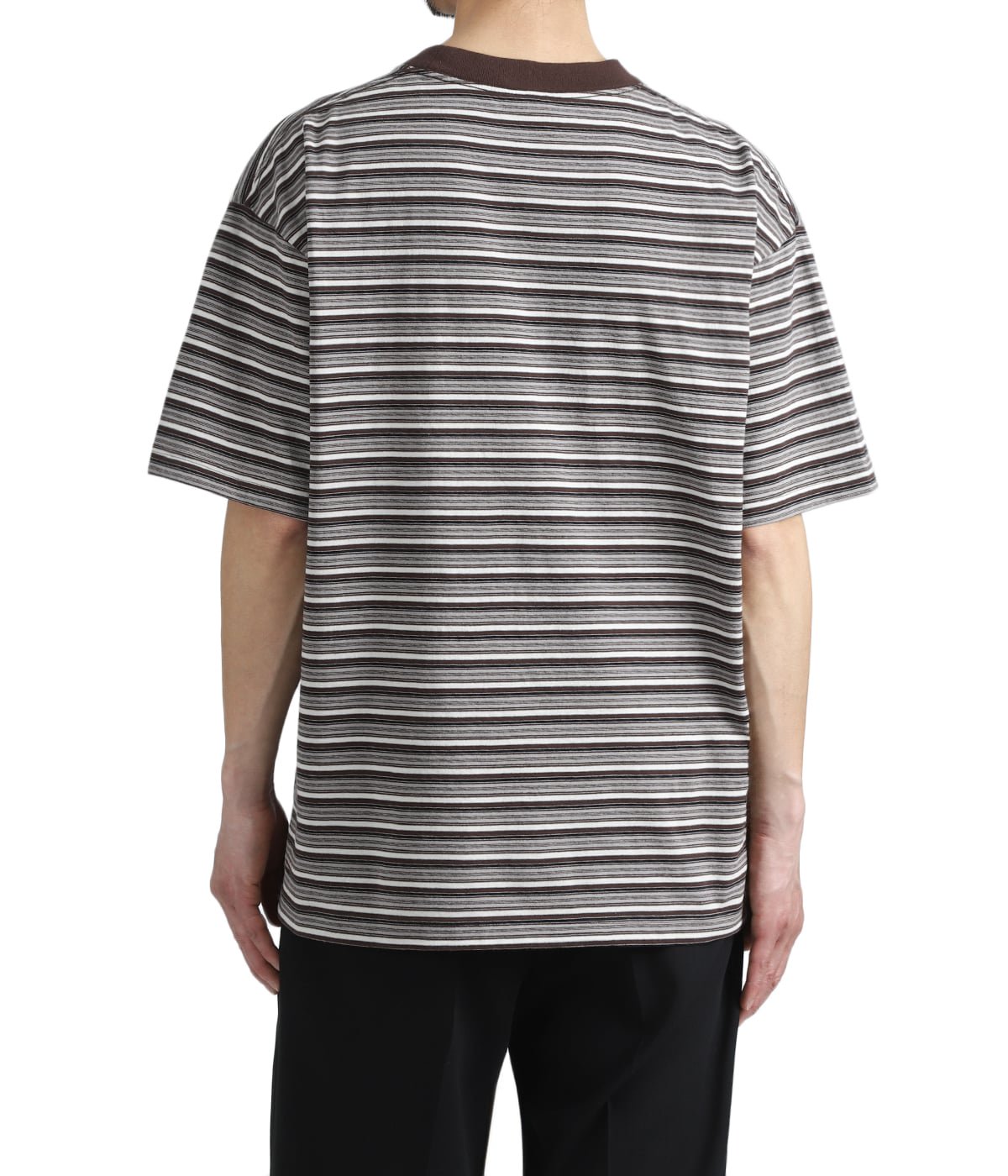 model（175cm / 60kg）B85 W75 H92 着用サイズ：L