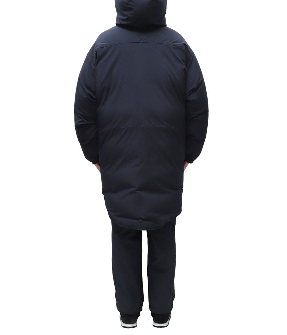 model（175cm / 60kg）B85 W75 H92 着用サイズ：XXXXL