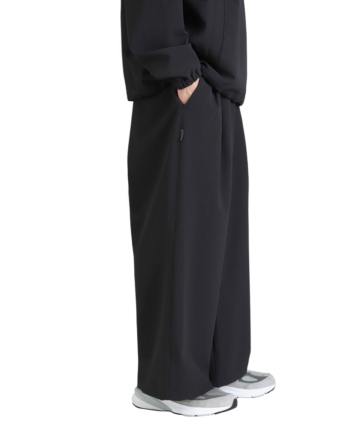 WIDE TWO TUCK BAGGY PANTS | S.F.C(エスエフシー / ストライプフォー