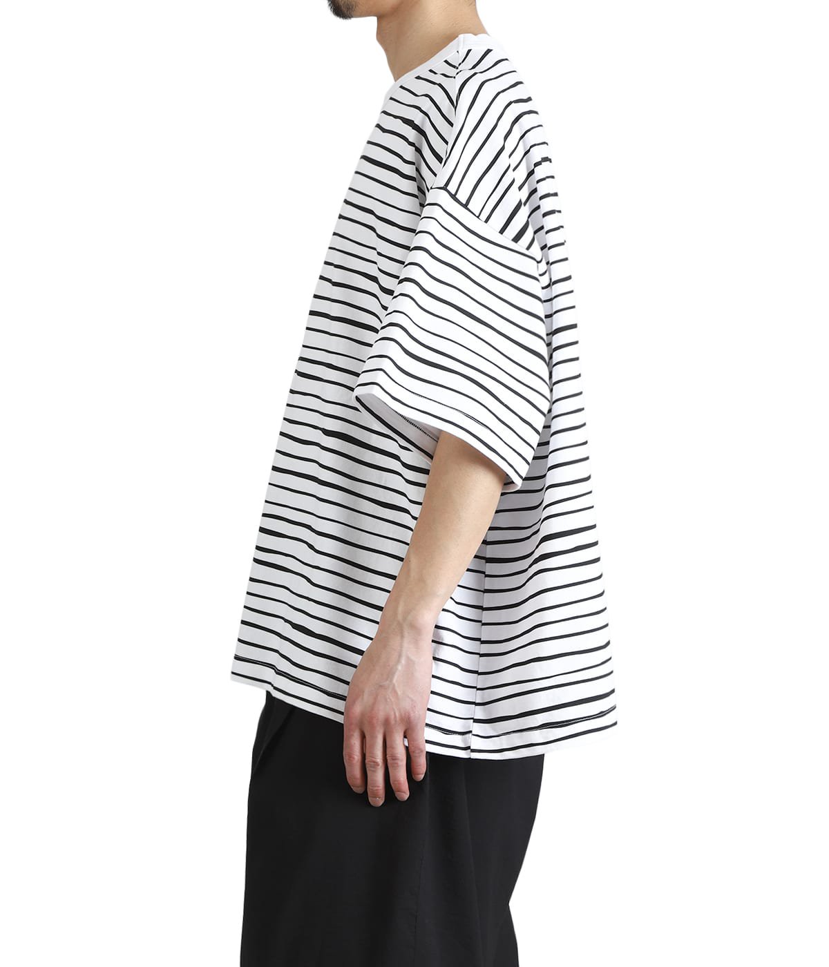SUPER BIG 90'S SIDE STRIPE SS TEE | S.F.C(エスエフシー