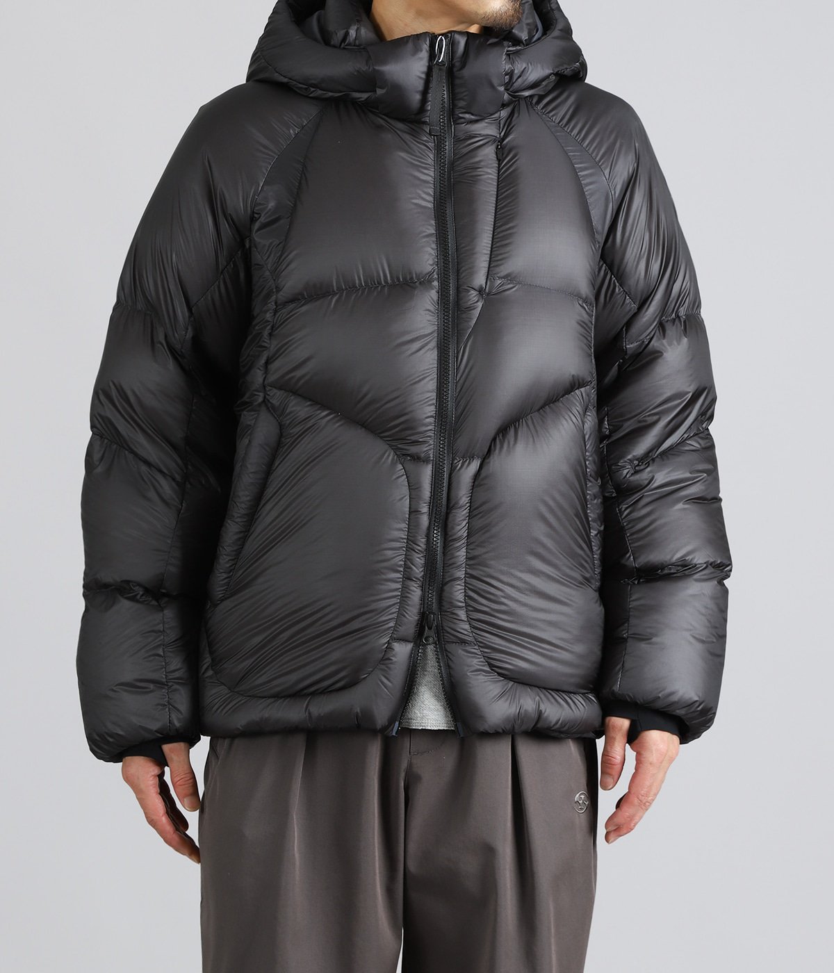 model（175cm / 60kg）B85 W75 H92 着用サイズ：2