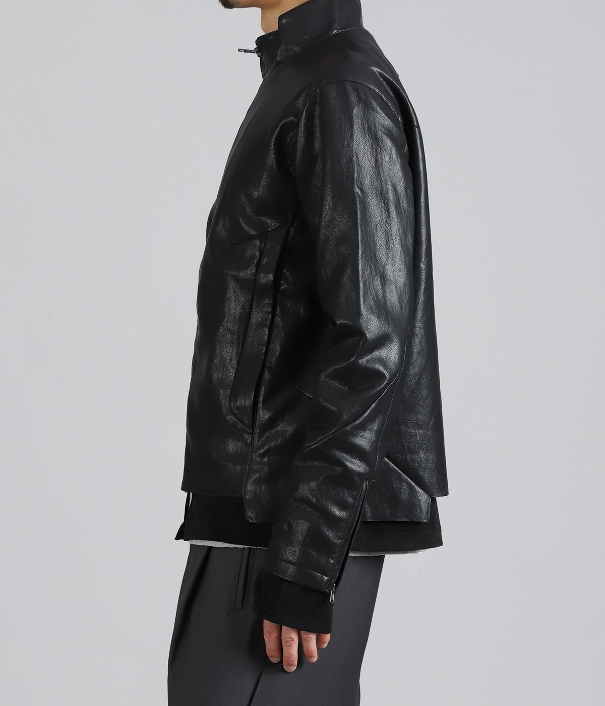 model（175cm / 60kg）B85 W75 H92 着用サイズ：2