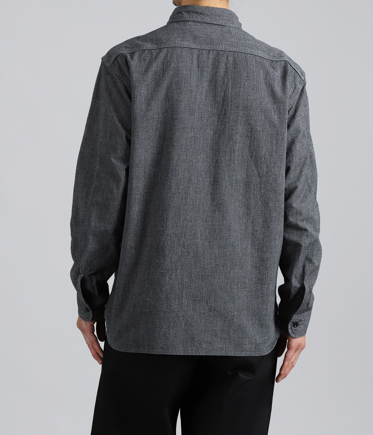 model（175cm / 60kg）B85 W75 H92 着用サイズ：M