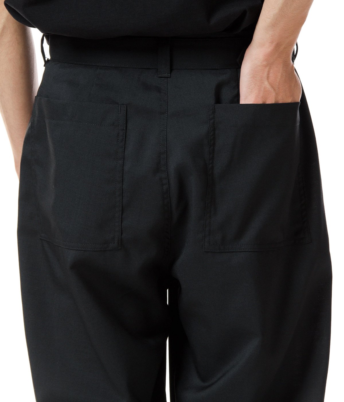 WIDE BELTED BAGGY TUCK TAPERED PANTS
