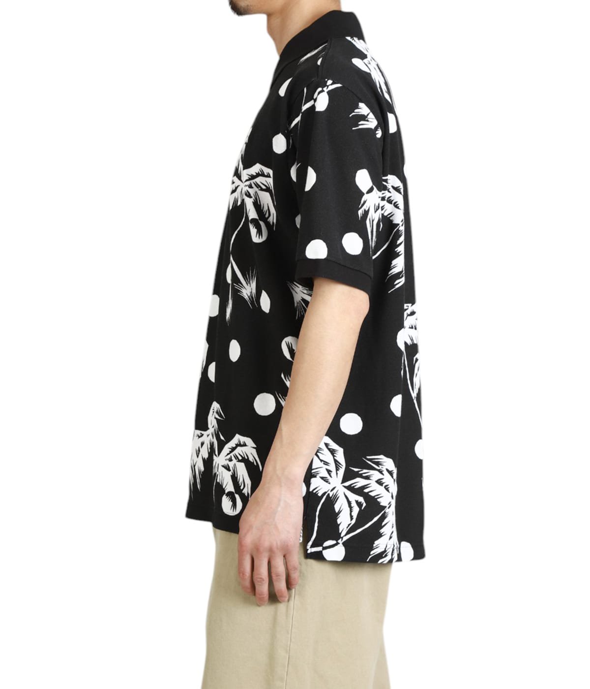 model（175cm / 60kg）B85 W75 H92 着用サイズ：L