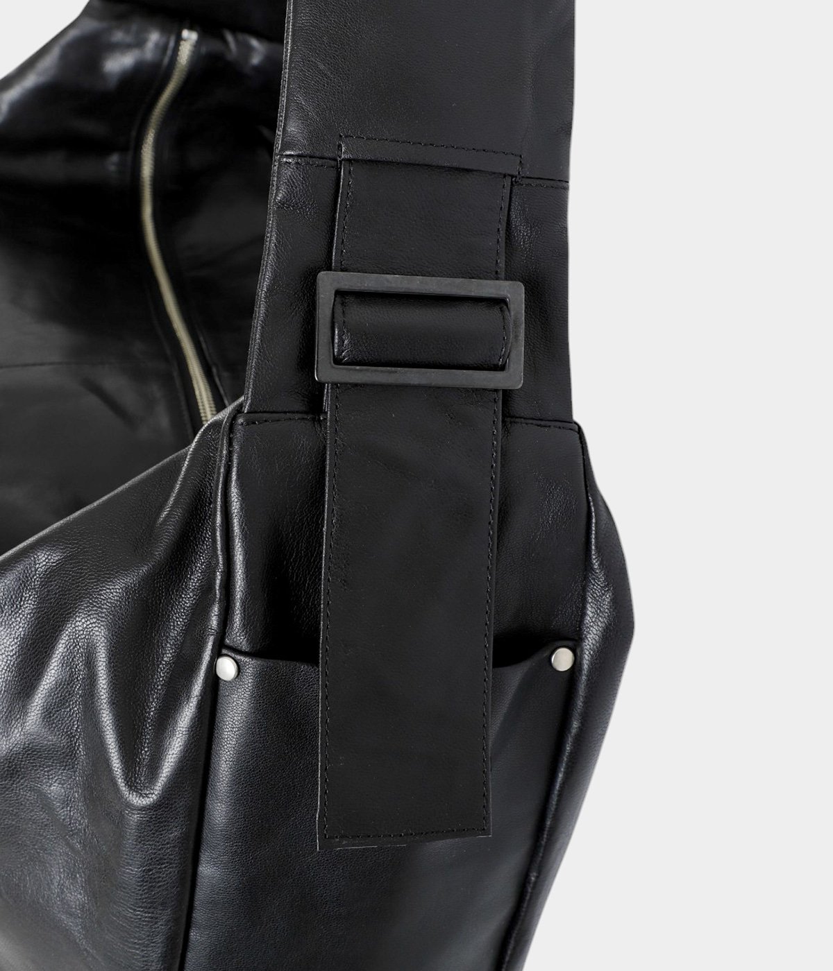 SHIRRING HANDLE LEATHER SHOULDER BAG | ssstein(シュタイン SHIRRING HANDLE LEATHER SHOULDER BAG | ssstein(シュタイン