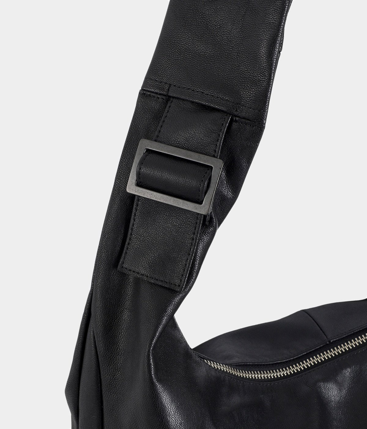 GOAT LEATHER TWIST SHOULDER BAG | ssstein(シュタイン) / バッグ